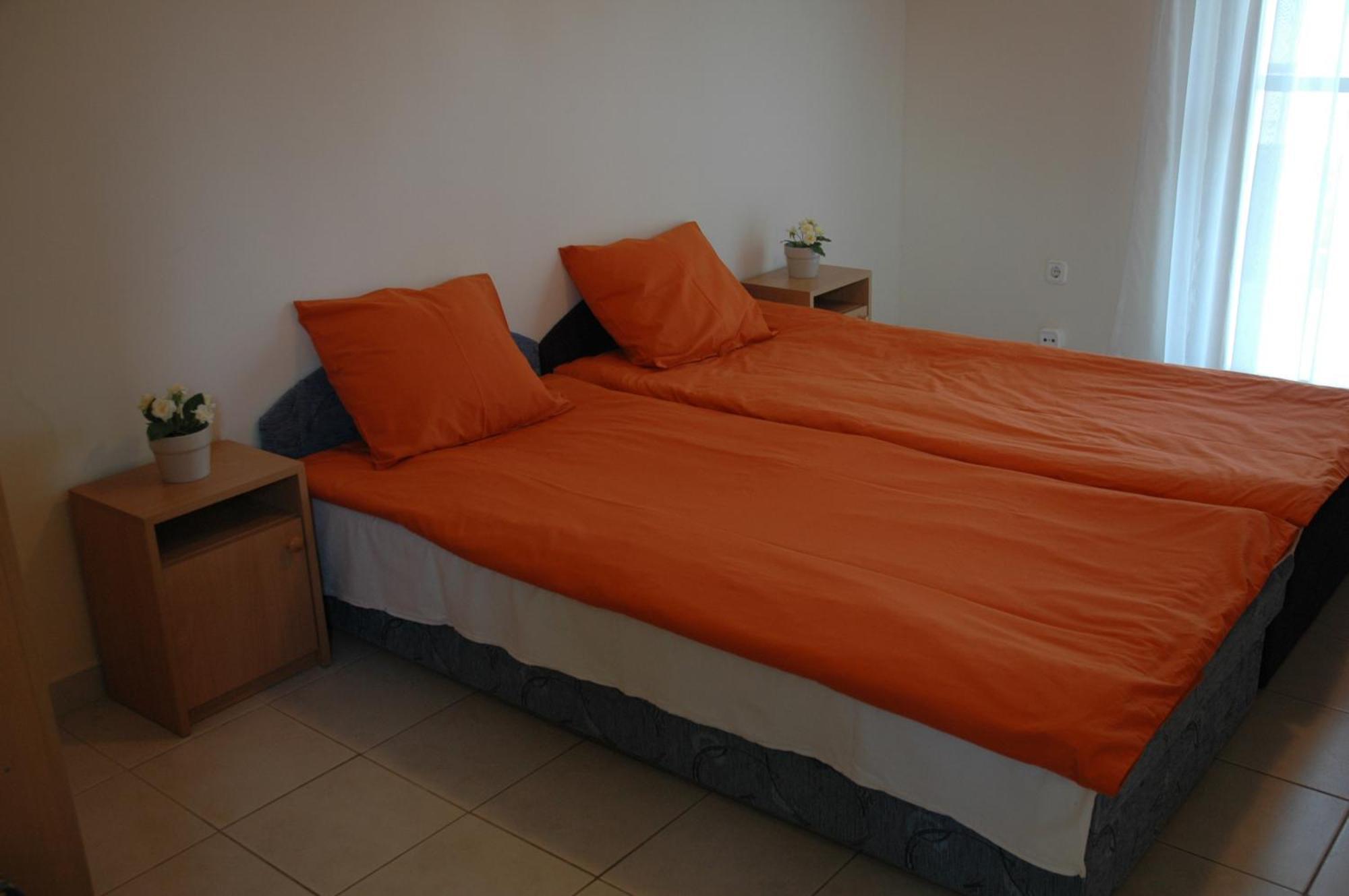 Szegedi Partfuerdo Kemping Es Apartman Dış mekan fotoğraf